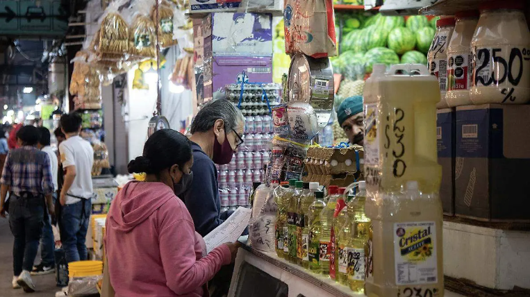 Resienten tiendas de abarrotes en Puebla los efectos de los aranceles al aluminio